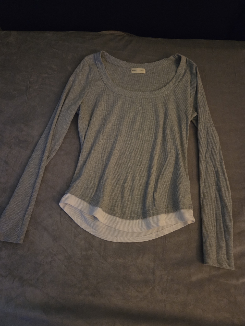 Scoop-Neck Long Sleeve Top in Heather Gray with White Layered Hem
